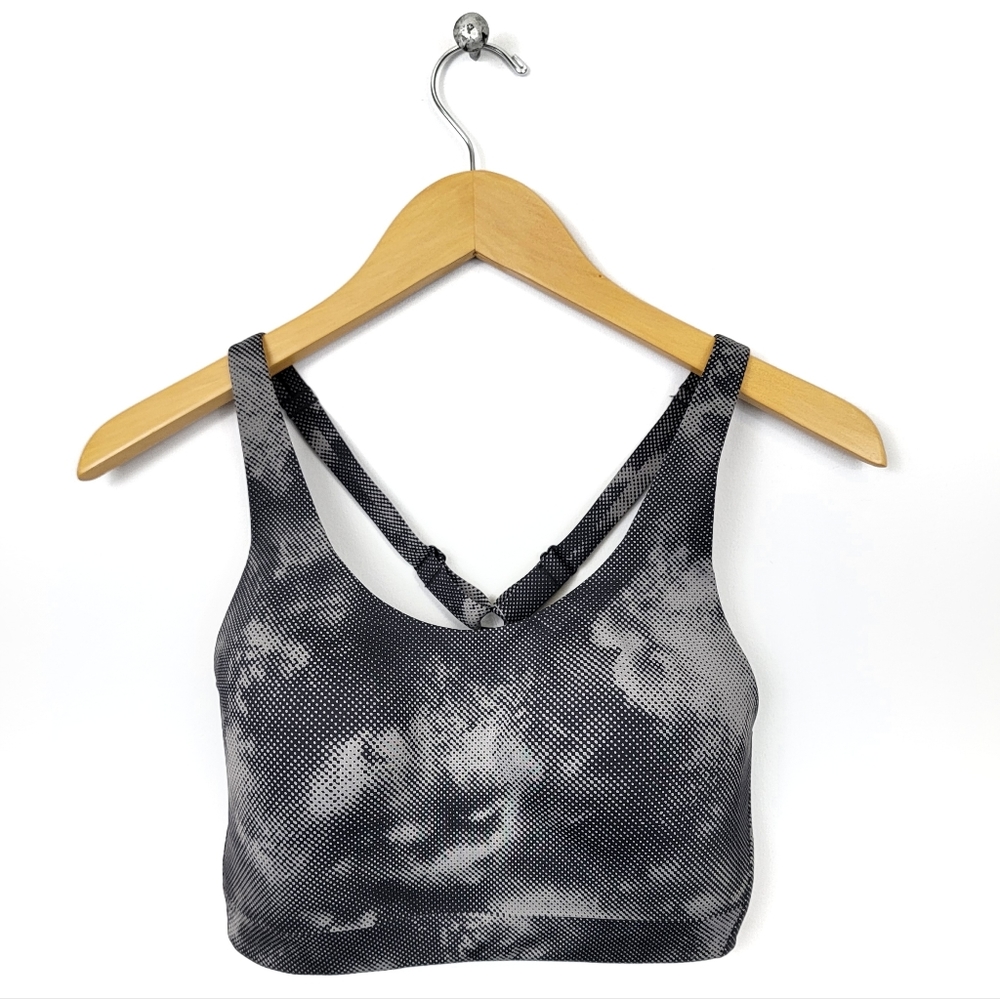 🆕️Athleta Advance Printed Sports Bra